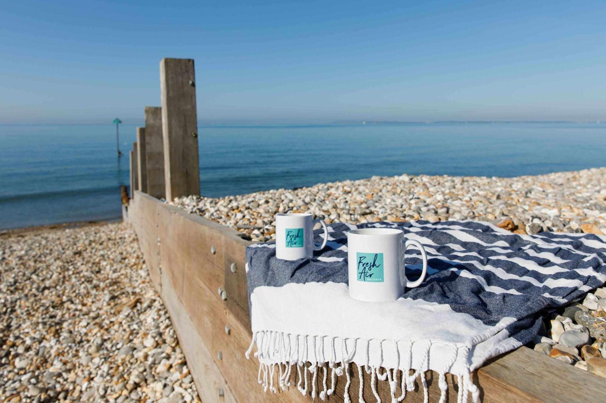 High-End Beachfront Getaway Sea View King Bed East Wittering Exterior foto