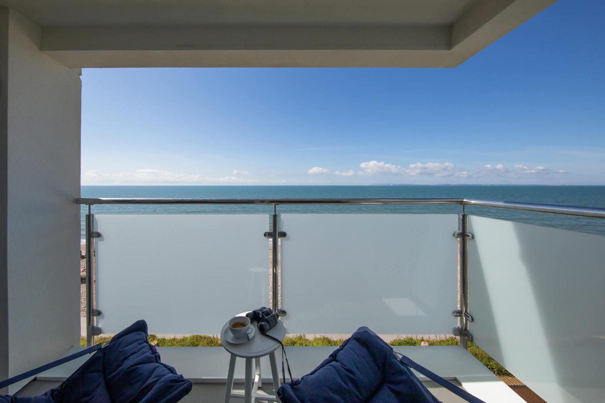 High-End Beachfront Getaway Sea View King Bed East Wittering Exterior foto